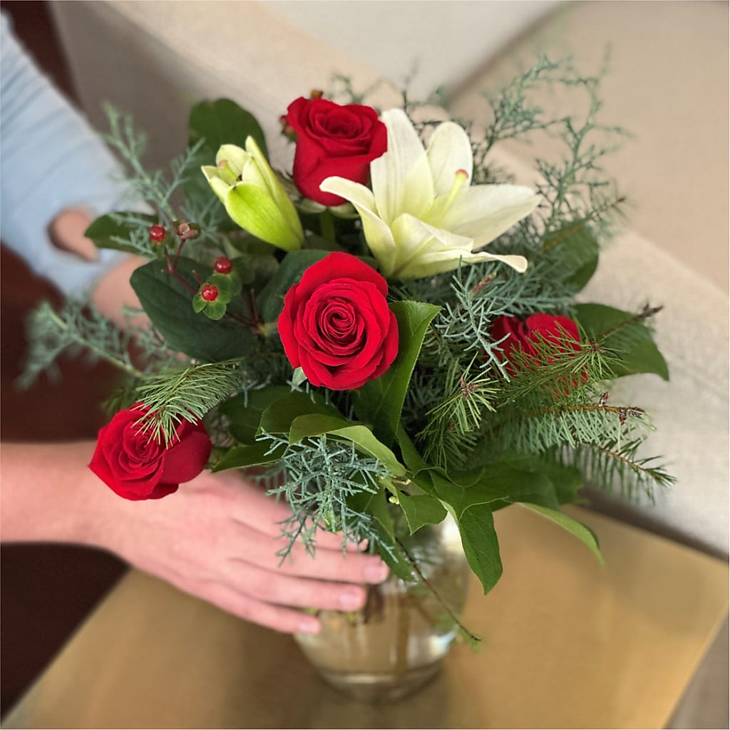 Glittering Lights Bouquet –  Sensation Flowers Boutique Inc, Miami FL
