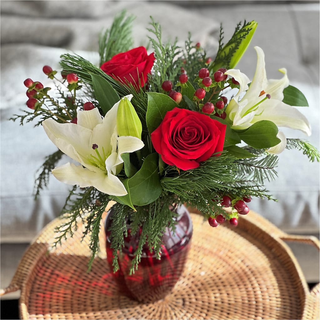 Evergreen Delight Bouquet –  Sensation Flowers Boutique Inc, Miami FL
