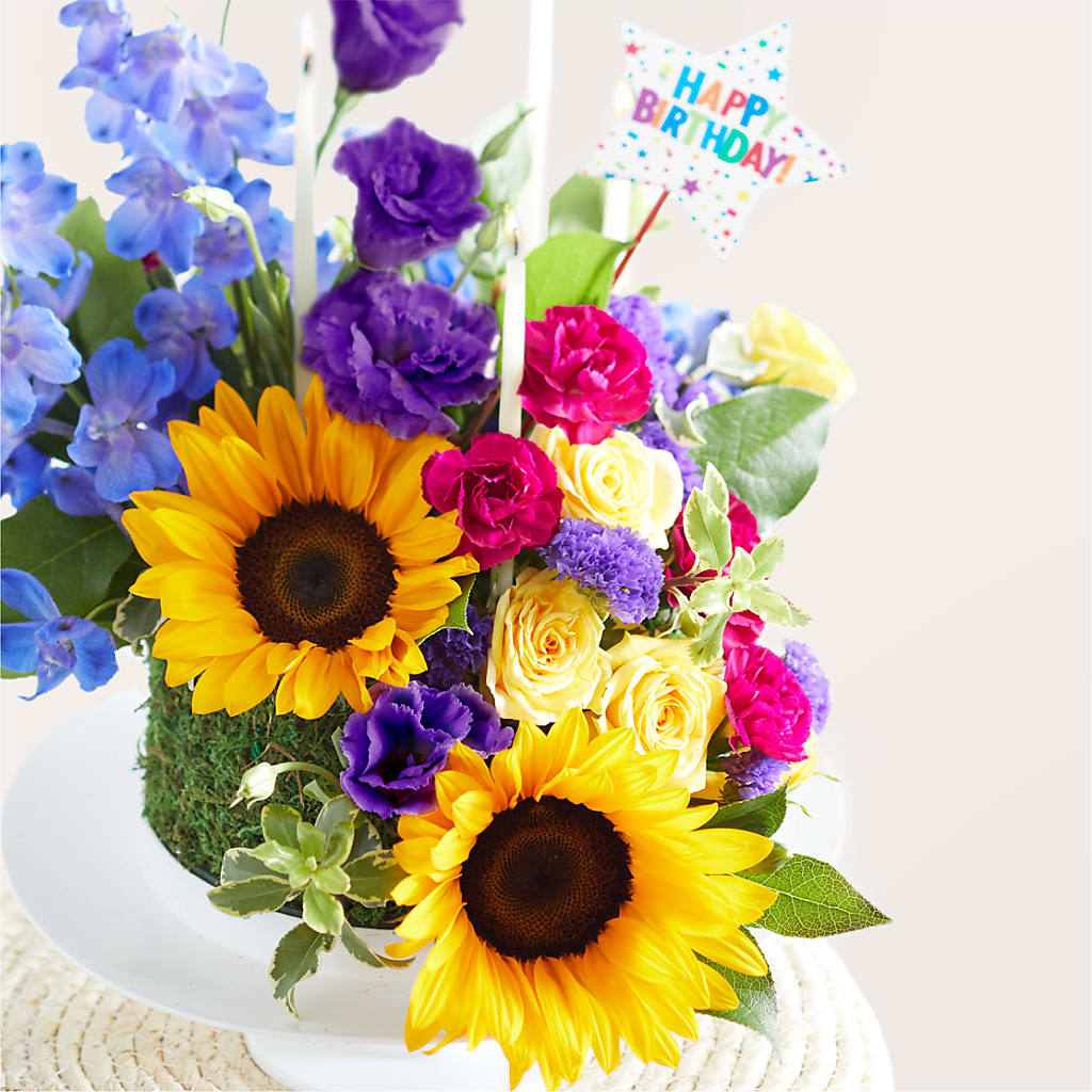 Star of the Day Floral Cake –  Sensation Flowers Boutique Inc, Miami FL