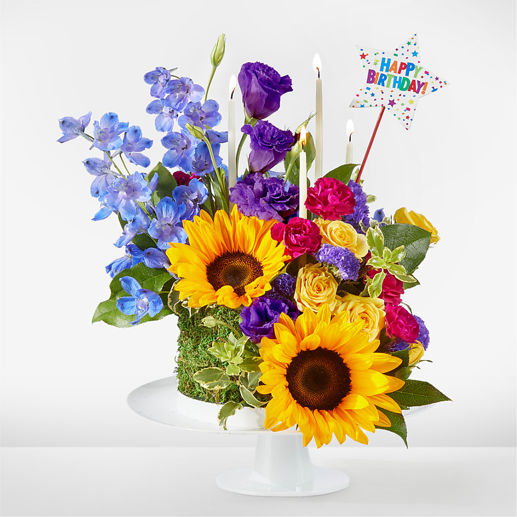 Star of the Day Floral Cake –  Sensation Flowers Boutique Inc, Miami FL
