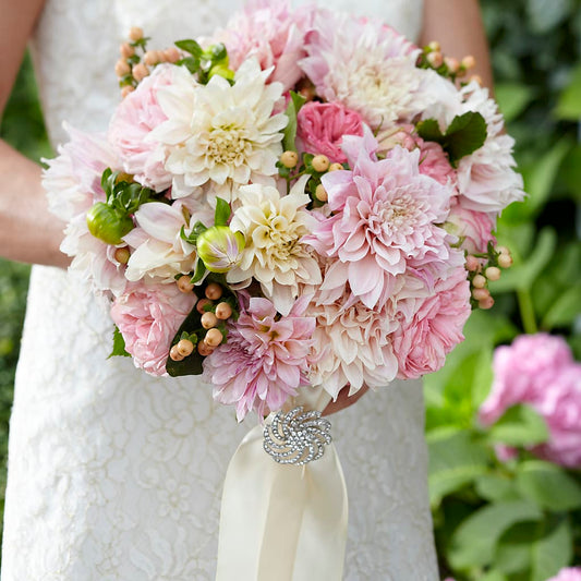 Heart's Promise Bouquet –  Sensation Flowers Boutique Inc, Miami FL